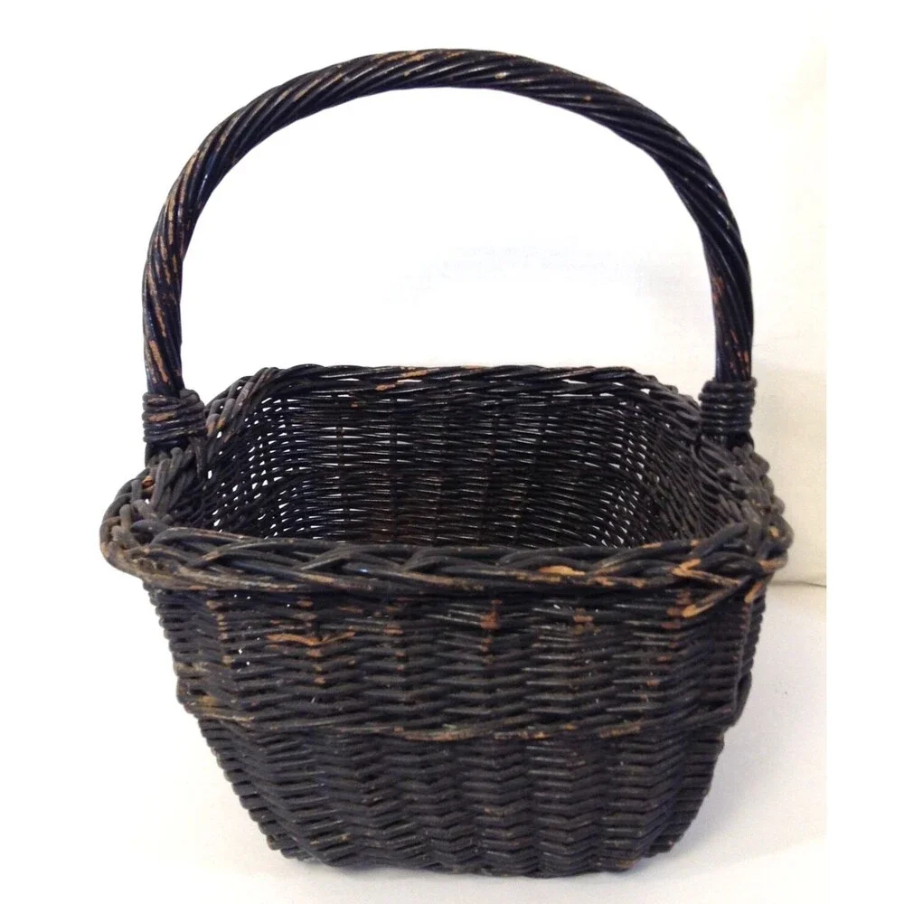 Vtg Wicker Basket Brown Gathering Bread Rattan Woven Country Farm Handle 13x6